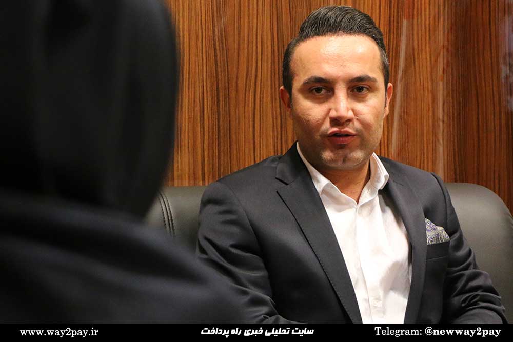 حامد منصوری مدیرعامل و رئیس هیئت‌مدیره شرکت آسان پرداخت