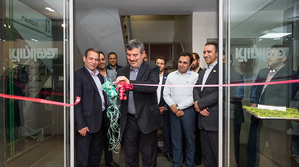 افتتاح کافه ATM و نمایشگاه دائمی خودپرداز شرکت ایران ارقام