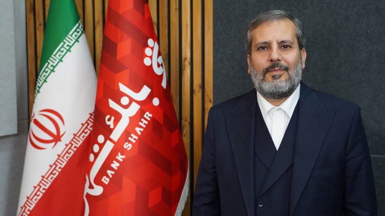 علی محمد خانکی، معاون مالی و امور شرکت‌های بانک شهر