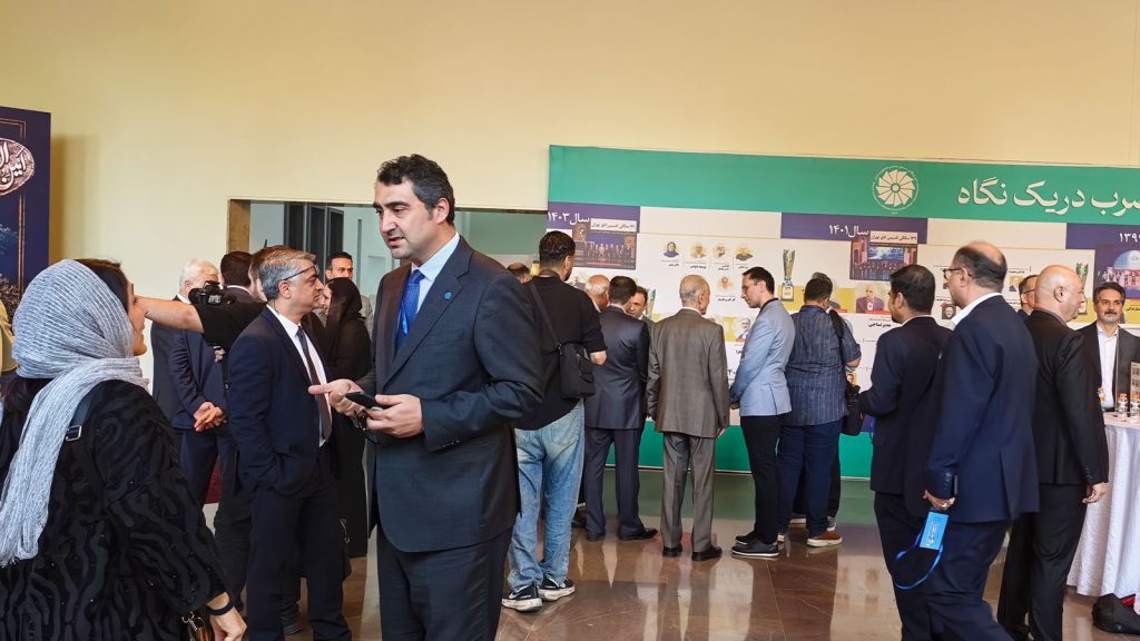 حاضران و فعالان بخش خصوصی در سالن دهمین جشنواره کارآفرینی امین‌الضرب