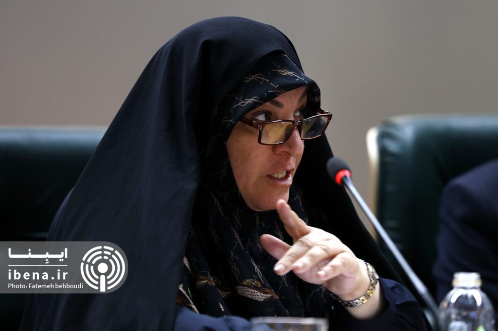 نشست عبدالناصر همتی، رئیسکل بانک مرکزی، با علی نیکزاد و نمایندگان مجلس درباره مسائل ارزی ایثارگران