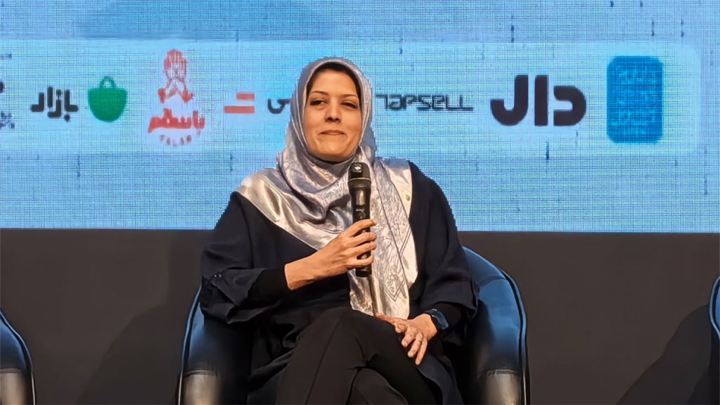 آسیه حاتمی، مدیرعامل ایرانتلنت