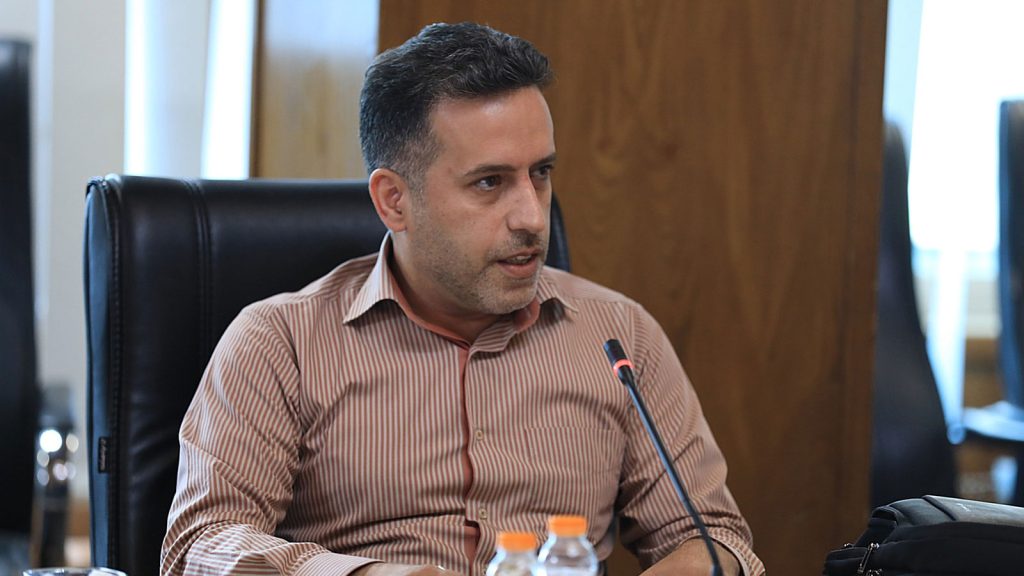 نشست مرکز پژوهشهای مجلس درباره تابآوری ۴۷۰۰ خدمت دولت الکترونیک در شرایط جنگ