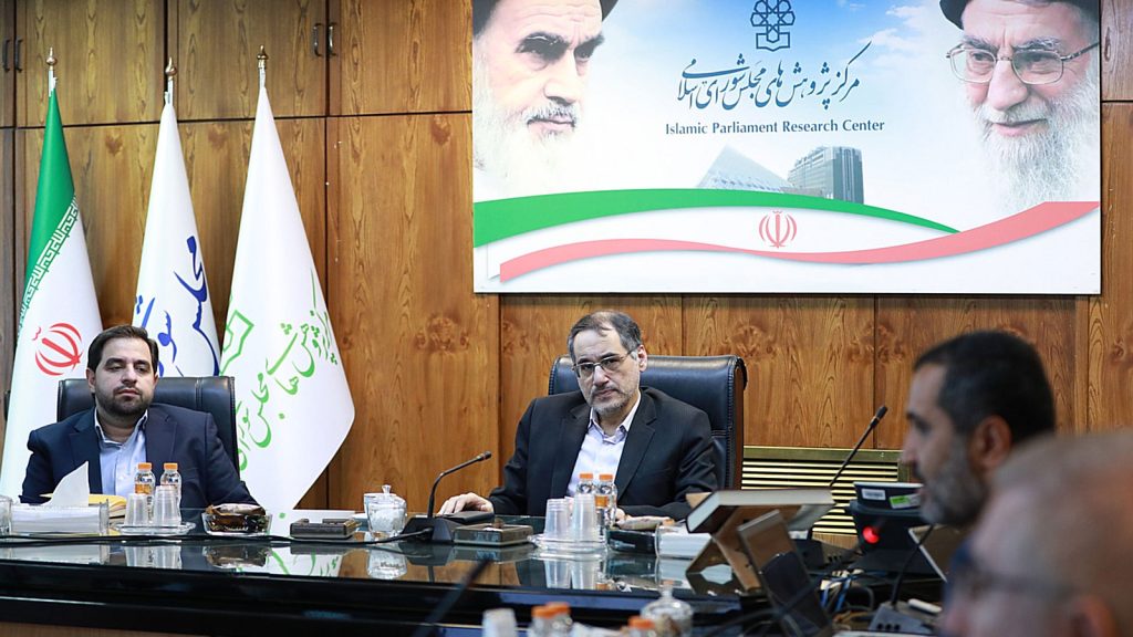 نشست مرکز پژوهشهای مجلس درباره تابآوری ۴۷۰۰ خدمت دولت الکترونیک در شرایط جنگ