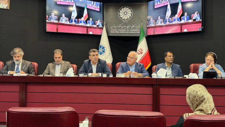 نشست تخصصی کسب‌وکارهای خانوادگی و الزامات نهادسازی در اتاق بازرگانی تهران