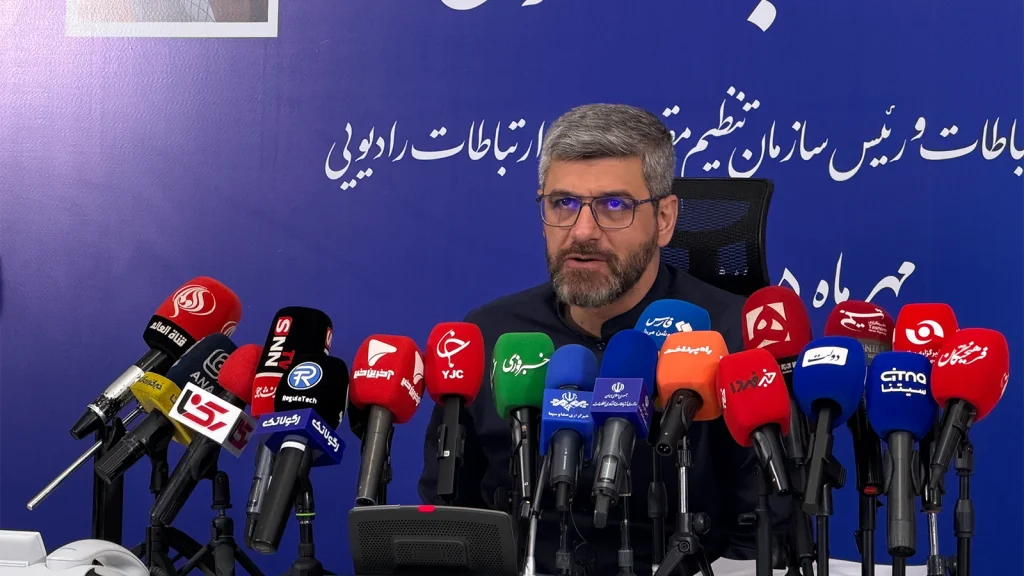 حمید فتاحی؛ رئیس سازمان تنظیم مقررات و ارتباطات رادیویی در نشست خبری