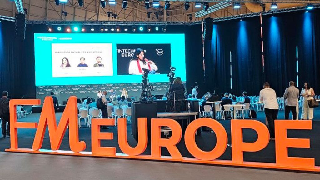 حسن اطاعت در Fintech Meetup Europe