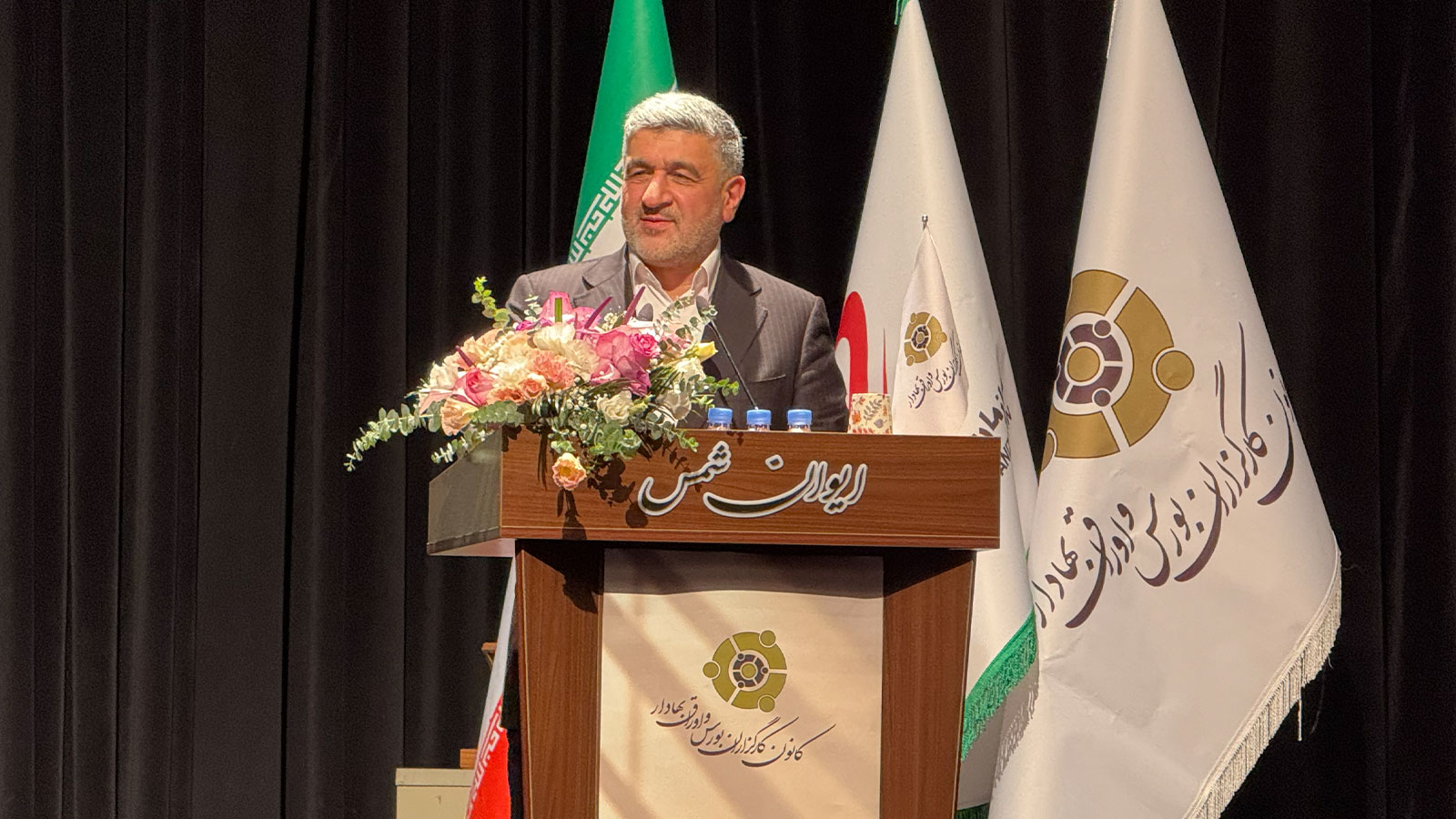 حجتالله صیدی رئیس سازمان بورس در همایش روز کارگزار درباره نقش هوش مصنوعی در بازار سرمایه صحبت کرد