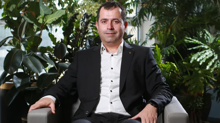 مجید جعفریان، معاون فناوری اطلاعات بانک اقتصاد نوین