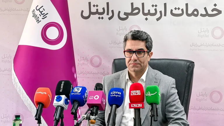 مهدی فقیهی، مدیرعامل رایتل، درباره واگذاری سهام شرکت و توسعه کسب‌وکارها و خدمات دولت هوشمند