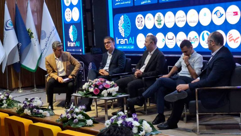 محمدجعفر عبدی، مدیر توسعه کسب‌وکار خدمات انفورماتیک در پنل