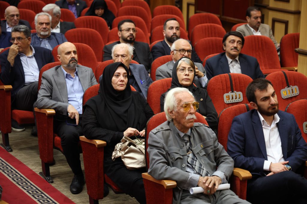 مراسم یادبود محسن خلیلی عراقی در اتاق بازرگانی ایران
