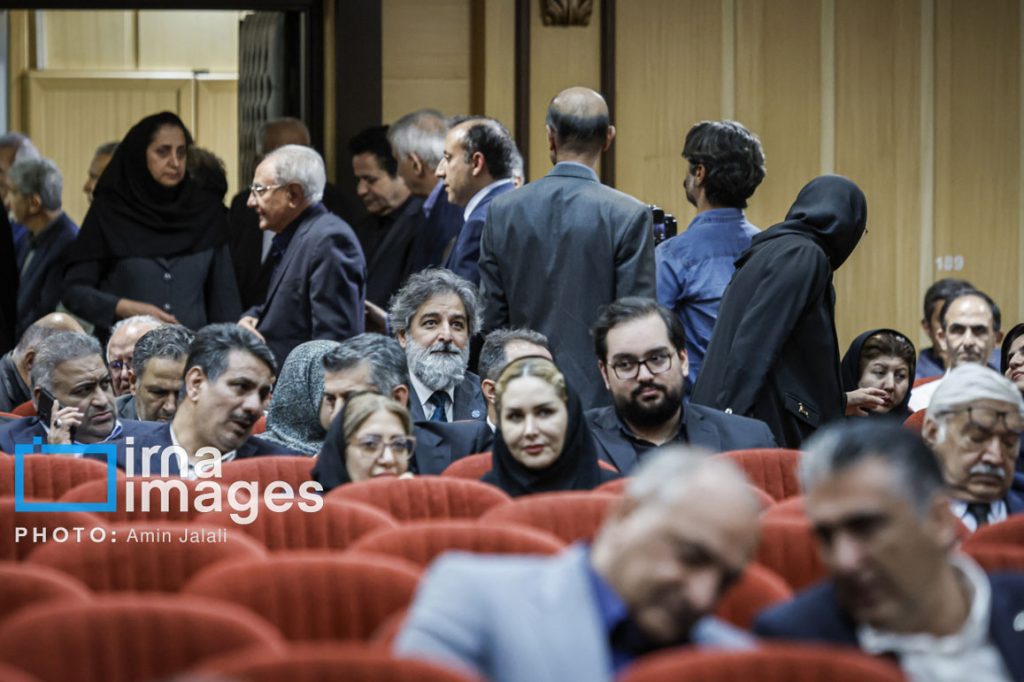 مراسم یادبود محسن خلیلی عراقی در اتاق بازرگانی ایران