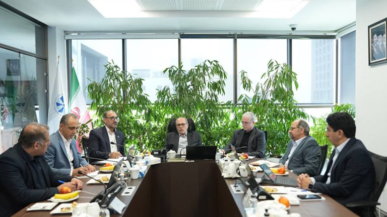 نشست روسای اتاق بازرگانی، اصناف و تعاون تهران