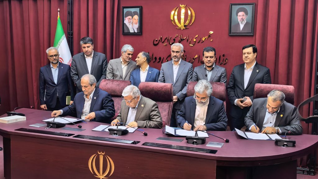 نشست امضای تفاهمنامه بازسازی دانشگاهها و حمایت از شرکتهای دانشبنیان آسیبدیده در جنگ
