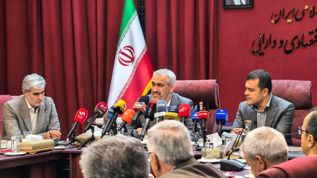 نشست امضای تفاهمنامه بازسازی دانشگاهها و حمایت از شرکتهای دانشبنیان آسیبدیده در جنگ