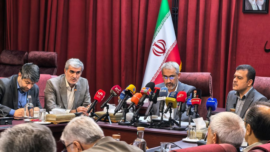نشست امضای تفاهمنامه بازسازی دانشگاهها و حمایت از شرکتهای دانشبنیان آسیبدیده در جنگ